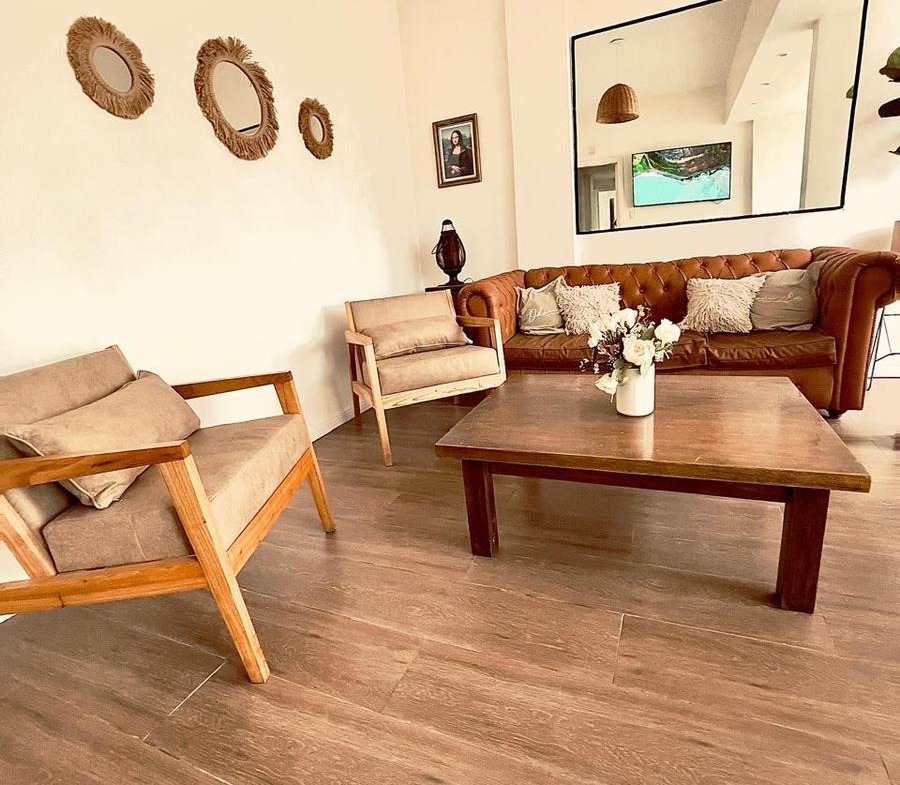 Venta Dpto 3 ambientes con dependencia al frente, reciclado y amoblado – Plaza Mitre