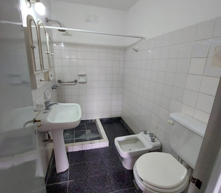 Alquiler 24 meses Dpto 3 Ambientes con espacio de cochera