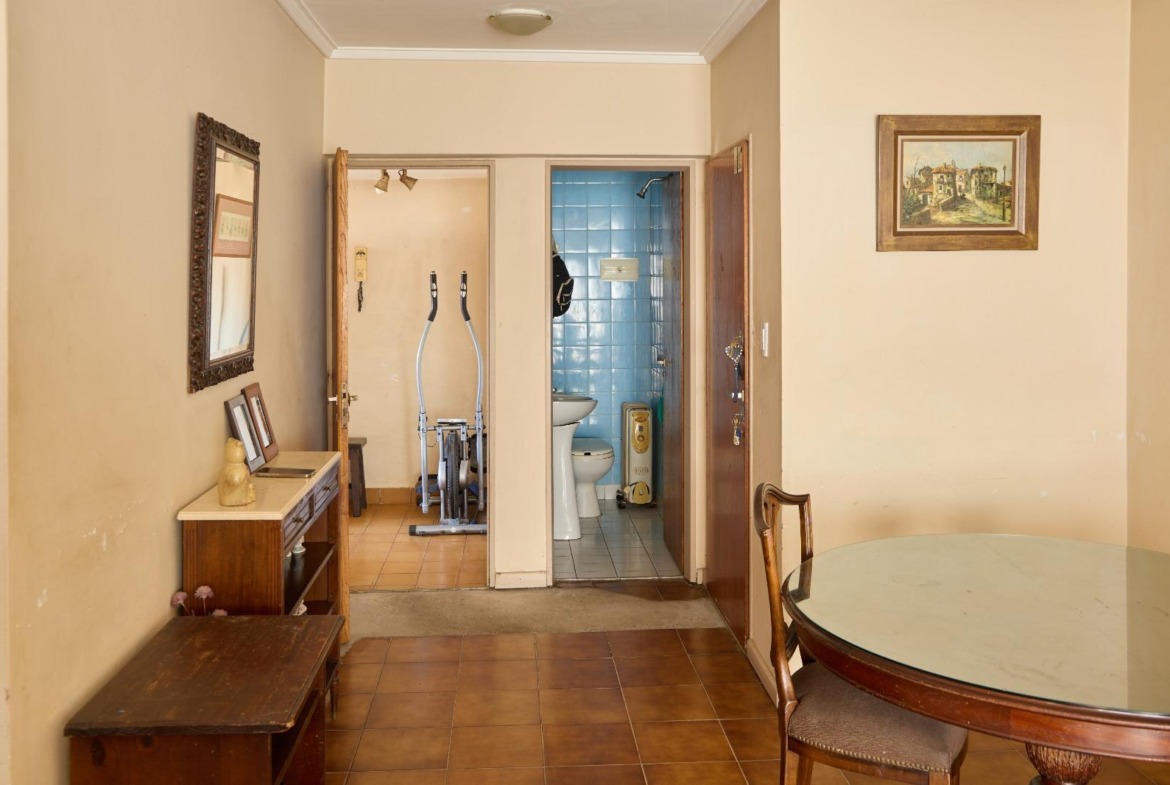 Departamento 3 ambientes con cochera cubierta y baulera en Guemes
